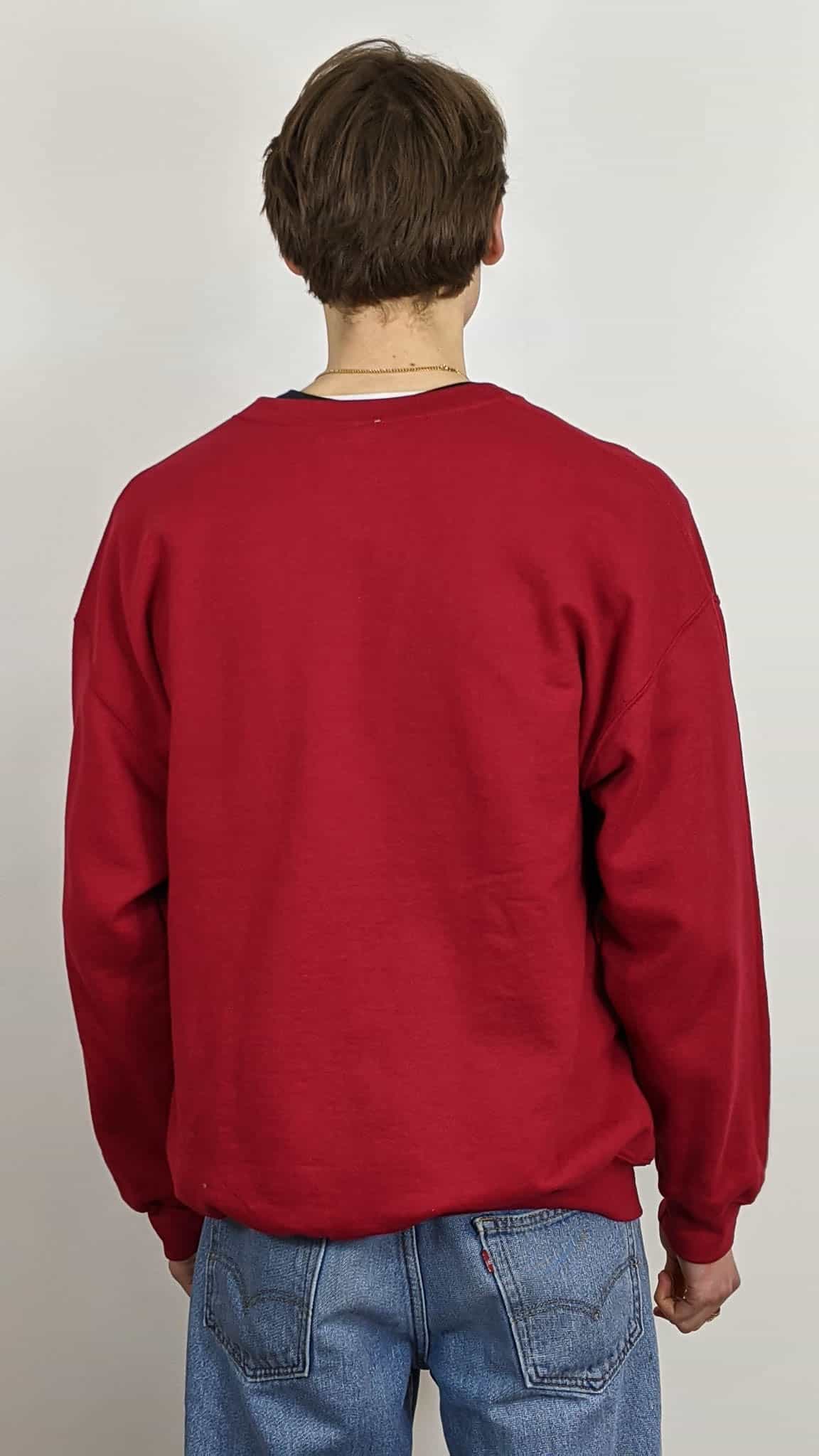 Garnet Gildan Sweatshirt